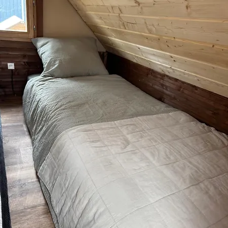 Country Of Couvron Κάμπινγκ *